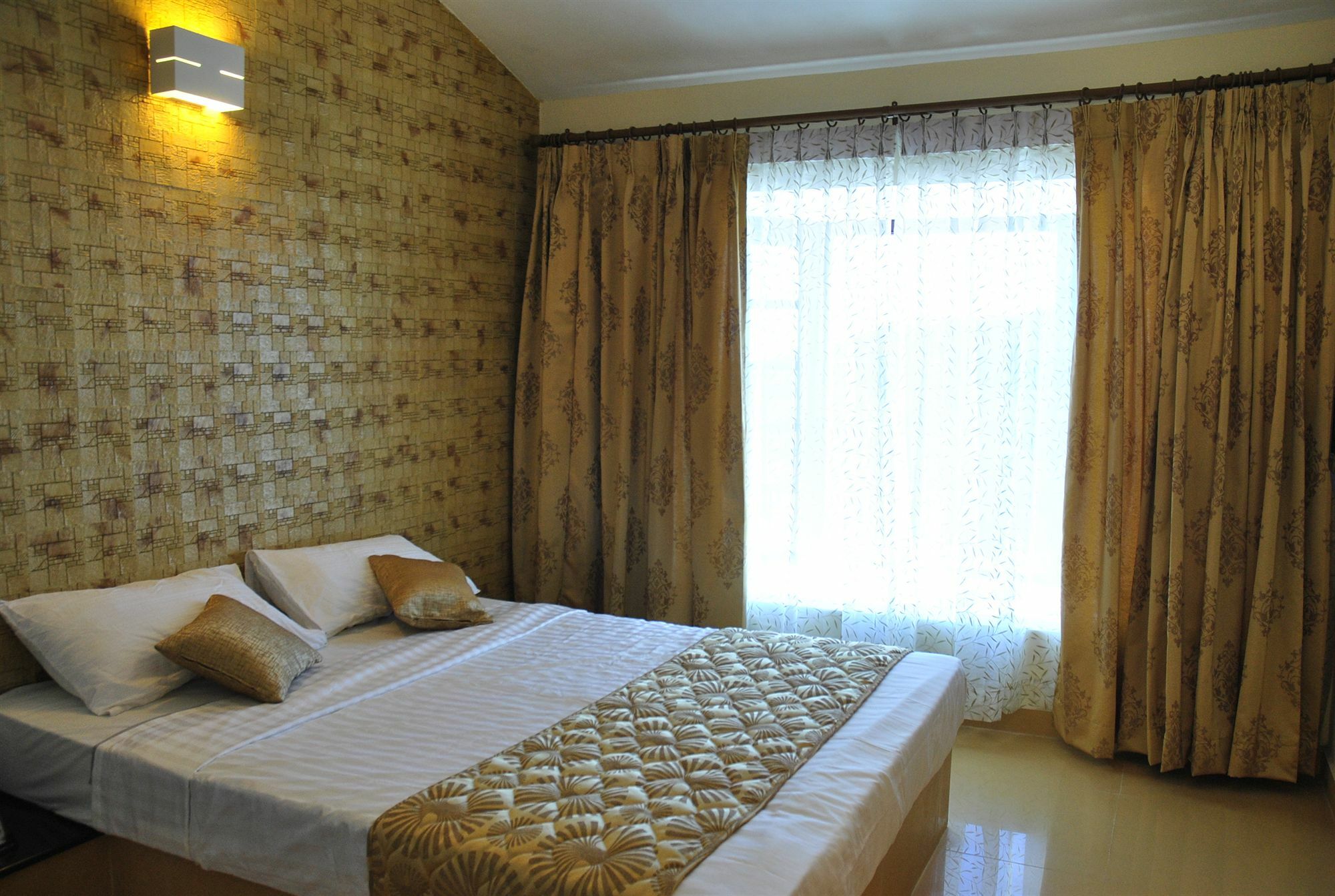 Country Club Valley Vista Кодайканал Екстериор снимка